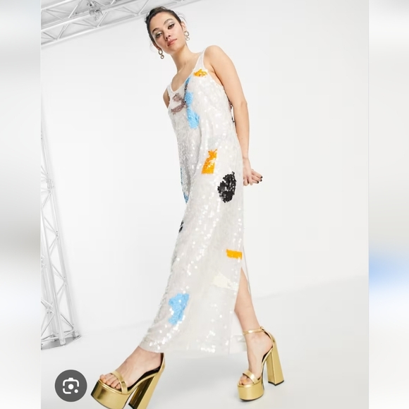 Topshop Premium Abstract Disc Sequin Built Up Maxi - Picture 2 of 5